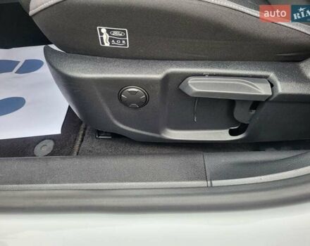 Белый Форд Фокус, объемом двигателя 1.5 л и пробегом 190 тыс. км за 14500 $, фото 79 на Automoto.ua