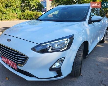 Белый Форд Фокус, объемом двигателя 1.5 л и пробегом 160 тыс. км за 13999 $, фото 4 на Automoto.ua