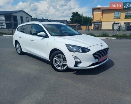 Белый Форд Фокус, объемом двигателя 1.5 л и пробегом 175 тыс. км за 11999 $, фото 9 на Automoto.ua