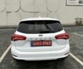 Белый Форд Фокус, объемом двигателя 1.5 л и пробегом 231 тыс. км за 12900 $, фото 2 на Automoto.ua