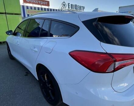 Белый Форд Фокус, объемом двигателя 2 л и пробегом 205 тыс. км за 14900 $, фото 1 на Automoto.ua