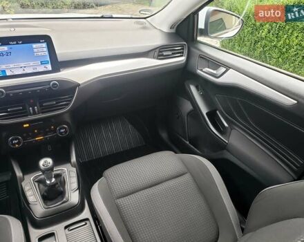 Белый Форд Фокус, объемом двигателя 1.5 л и пробегом 187 тыс. км за 13950 $, фото 65 на Automoto.ua