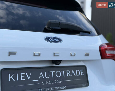 Белый Форд Фокус, объемом двигателя 2 л и пробегом 218 тыс. км за 16500 $, фото 17 на Automoto.ua