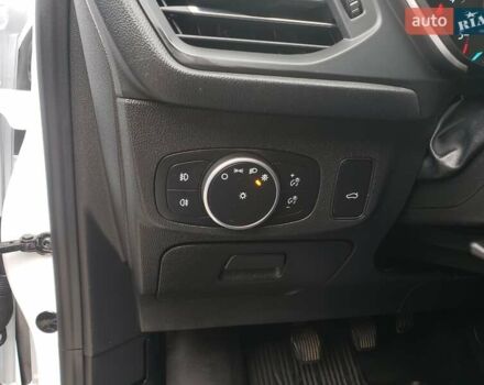 Белый Форд Фокус, объемом двигателя 1.5 л и пробегом 187 тыс. км за 13950 $, фото 71 на Automoto.ua