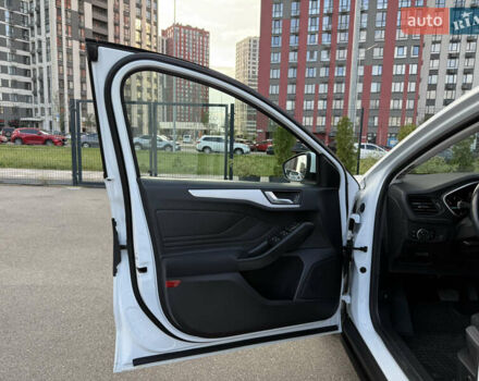 Белый Форд Фокус, объемом двигателя 2 л и пробегом 218 тыс. км за 16500 $, фото 20 на Automoto.ua