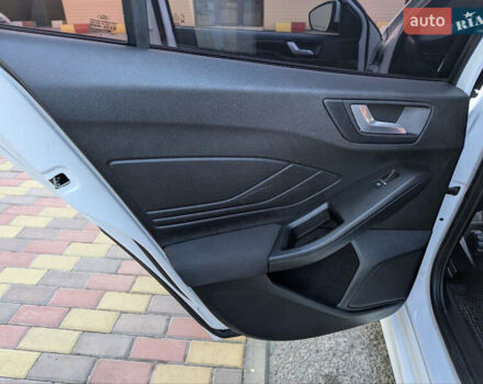 Белый Форд Фокус, объемом двигателя 1.5 л и пробегом 160 тыс. км за 15500 $, фото 23 на Automoto.ua