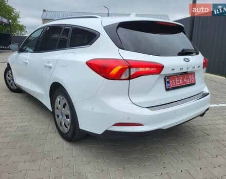 Белый Форд Фокус, объемом двигателя 1.5 л и пробегом 190 тыс. км за 14500 $, фото 65 на Automoto.ua