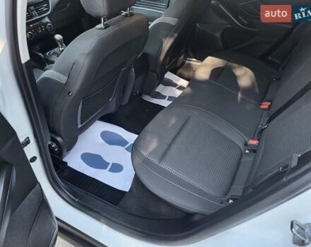 Белый Форд Фокус, объемом двигателя 1.5 л и пробегом 160 тыс. км за 13999 $, фото 61 на Automoto.ua