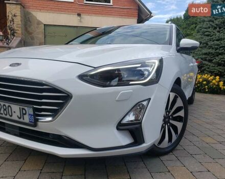 Белый Форд Фокус, объемом двигателя 1.5 л и пробегом 187 тыс. км за 13950 $, фото 3 на Automoto.ua