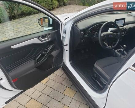 Белый Форд Фокус, объемом двигателя 1.5 л и пробегом 187 тыс. км за 13950 $, фото 46 на Automoto.ua