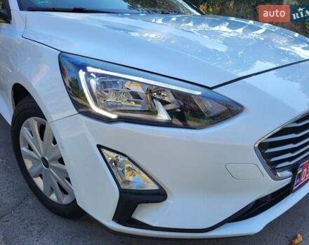 Белый Форд Фокус, объемом двигателя 1.5 л и пробегом 160 тыс. км за 13999 $, фото 10 на Automoto.ua