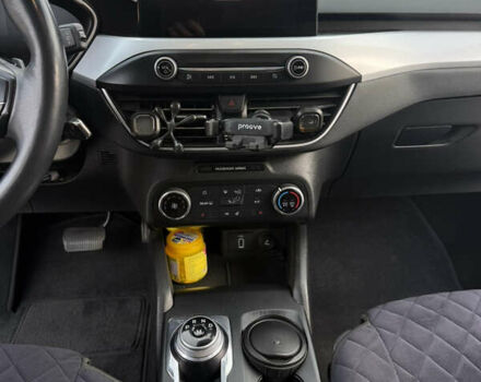 Білий Форд Фокус, об'ємом двигуна 1.5 л та пробігом 205 тис. км за 12400 $, фото 11 на Automoto.ua