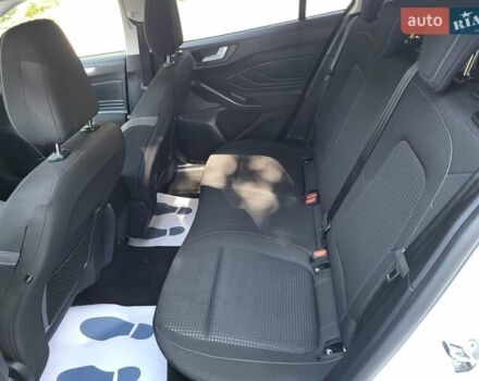 Белый Форд Фокус, объемом двигателя 1.5 л и пробегом 160 тыс. км за 13999 $, фото 59 на Automoto.ua