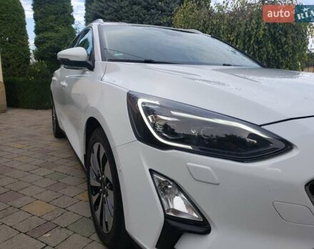 Белый Форд Фокус, объемом двигателя 1.5 л и пробегом 187 тыс. км за 13950 $, фото 31 на Automoto.ua