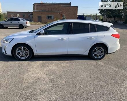 Белый Форд Фокус, объемом двигателя 1.5 л и пробегом 218 тыс. км за 13000 $, фото 8 на Automoto.ua