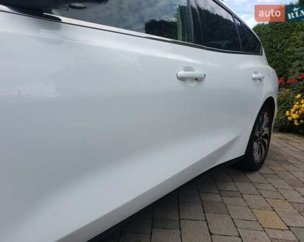 Белый Форд Фокус, объемом двигателя 1.5 л и пробегом 187 тыс. км за 13950 $, фото 7 на Automoto.ua