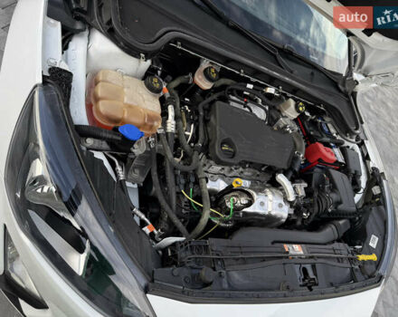 Білий Форд Фокус, об'ємом двигуна 1.5 л та пробігом 205 тис. км за 12400 $, фото 20 на Automoto.ua