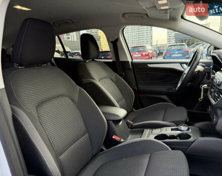 Белый Форд Фокус, объемом двигателя 2 л и пробегом 218 тыс. км за 16500 $, фото 43 на Automoto.ua