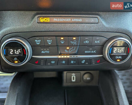 Белый Форд Фокус, объемом двигателя 1.5 л и пробегом 160 тыс. км за 15500 $, фото 38 на Automoto.ua