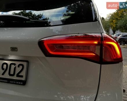 Белый Форд Фокус, объемом двигателя 1.5 л и пробегом 212 тыс. км за 14000 $, фото 17 на Automoto.ua