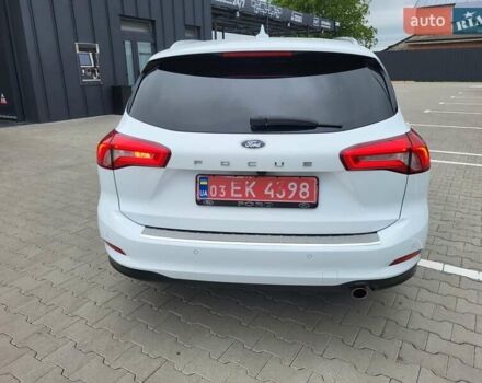 Белый Форд Фокус, объемом двигателя 1.5 л и пробегом 190 тыс. км за 14500 $, фото 67 на Automoto.ua