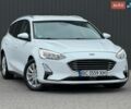Білий Форд Фокус, об'ємом двигуна 2 л та пробігом 104 тис. км за 13950 $, фото 1 на Automoto.ua