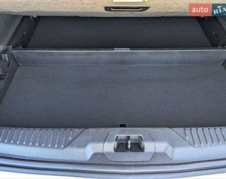 Белый Форд Фокус, объемом двигателя 1.5 л и пробегом 160 тыс. км за 15500 $, фото 29 на Automoto.ua