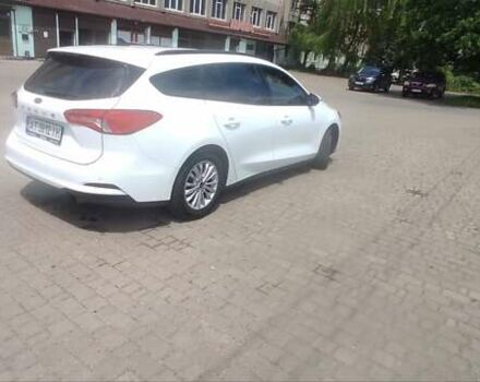 Белый Форд Фокус, объемом двигателя 1.5 л и пробегом 208 тыс. км за 11500 $, фото 1 на Automoto.ua