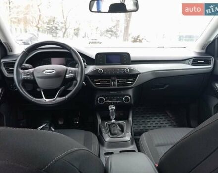 Белый Форд Фокус, объемом двигателя 1.5 л и пробегом 208 тыс. км за 11500 $, фото 22 на Automoto.ua