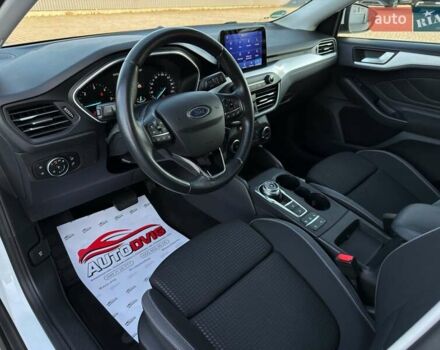 Белый Форд Фокус, объемом двигателя 2 л и пробегом 194 тыс. км за 13999 $, фото 39 на Automoto.ua