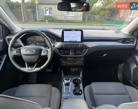 Белый Форд Фокус, объемом двигателя 2 л и пробегом 240 тыс. км за 13300 $, фото 13 на Automoto.ua