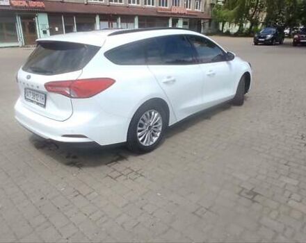 Белый Форд Фокус, объемом двигателя 1.5 л и пробегом 208 тыс. км за 11500 $, фото 3 на Automoto.ua