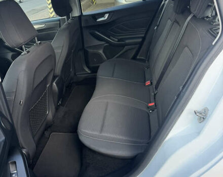 Белый Форд Фокус, объемом двигателя 2 л и пробегом 240 тыс. км за 13300 $, фото 12 на Automoto.ua