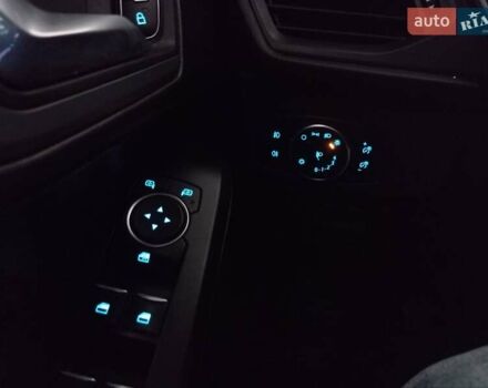 Белый Форд Фокус, объемом двигателя 1.5 л и пробегом 208 тыс. км за 11500 $, фото 8 на Automoto.ua