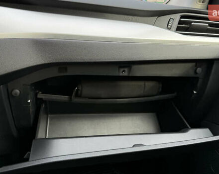 Белый Форд Фокус, объемом двигателя 2 л и пробегом 195 тыс. км за 15000 $, фото 8 на Automoto.ua