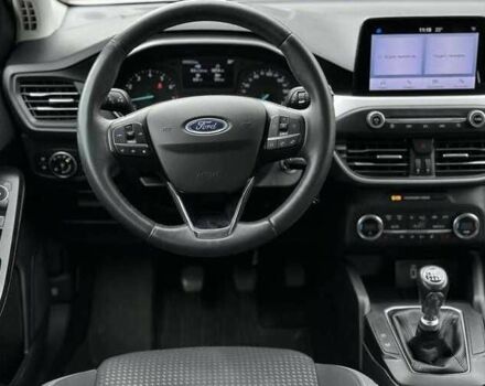 Белый Форд Фокус, объемом двигателя 1.5 л и пробегом 72 тыс. км за 12800 $, фото 6 на Automoto.ua