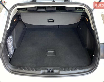 Белый Форд Фокус, объемом двигателя 1.5 л и пробегом 194 тыс. км за 13950 $, фото 4 на Automoto.ua