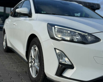 Белый Форд Фокус, объемом двигателя 1.5 л и пробегом 180 тыс. км за 13499 $, фото 10 на Automoto.ua