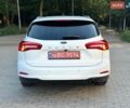 Белый Форд Фокус, объемом двигателя 1.5 л и пробегом 150 тыс. км за 13999 $, фото 2 на Automoto.ua