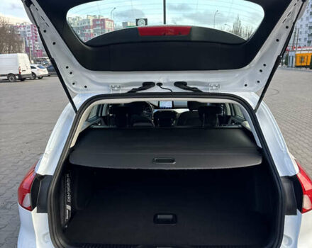 Белый Форд Фокус, объемом двигателя 1.5 л и пробегом 180 тыс. км за 13499 $, фото 49 на Automoto.ua