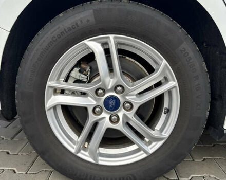 Белый Форд Фокус, объемом двигателя 1.5 л и пробегом 180 тыс. км за 13499 $, фото 58 на Automoto.ua