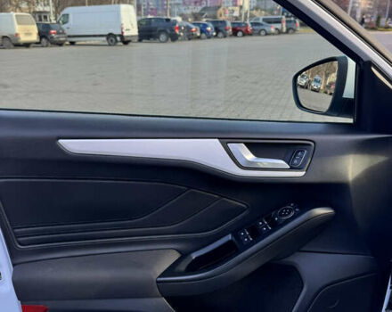 Белый Форд Фокус, объемом двигателя 1.5 л и пробегом 180 тыс. км за 13499 $, фото 16 на Automoto.ua