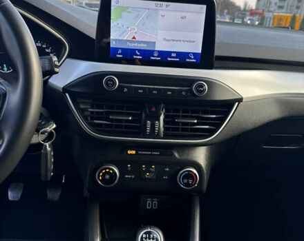 Белый Форд Фокус, объемом двигателя 1.5 л и пробегом 180 тыс. км за 13499 $, фото 26 на Automoto.ua