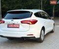 Белый Форд Фокус, объемом двигателя 1.5 л и пробегом 150 тыс. км за 13999 $, фото 4 на Automoto.ua