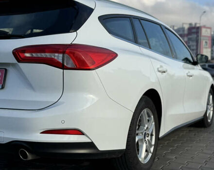 Белый Форд Фокус, объемом двигателя 1.5 л и пробегом 180 тыс. км за 13499 $, фото 11 на Automoto.ua