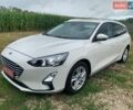 Белый Форд Фокус, объемом двигателя 1.5 л и пробегом 188 тыс. км за 12800 $, фото 1 на Automoto.ua