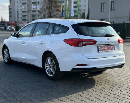 Белый Форд Фокус, объемом двигателя 1.5 л и пробегом 180 тыс. км за 13499 $, фото 6 на Automoto.ua