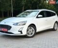 Белый Форд Фокус, объемом двигателя 1.5 л и пробегом 150 тыс. км за 13999 $, фото 1 на Automoto.ua