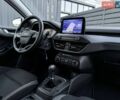 Белый Форд Фокус, объемом двигателя 1.5 л и пробегом 122 тыс. км за 15000 $, фото 2 на Automoto.ua
