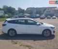 Білий Форд Фокус, об'ємом двигуна 1.5 л та пробігом 82 тис. км за 15700 $, фото 5 на Automoto.ua